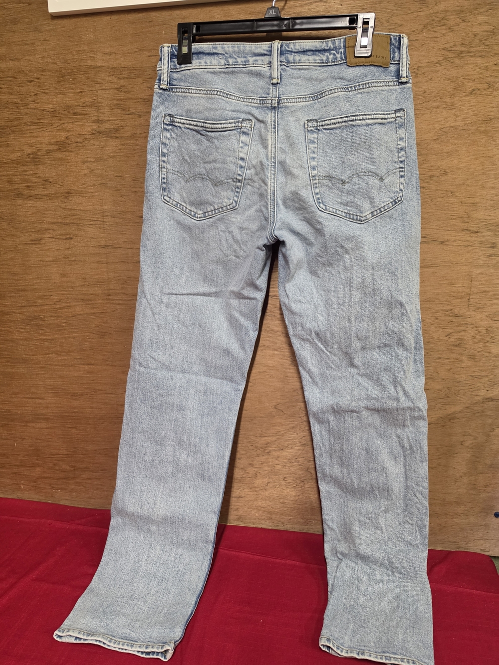 American Eagle Outfitters Lightwash Original Straight Mens Jeans 29x32 - Picture 2 of 9